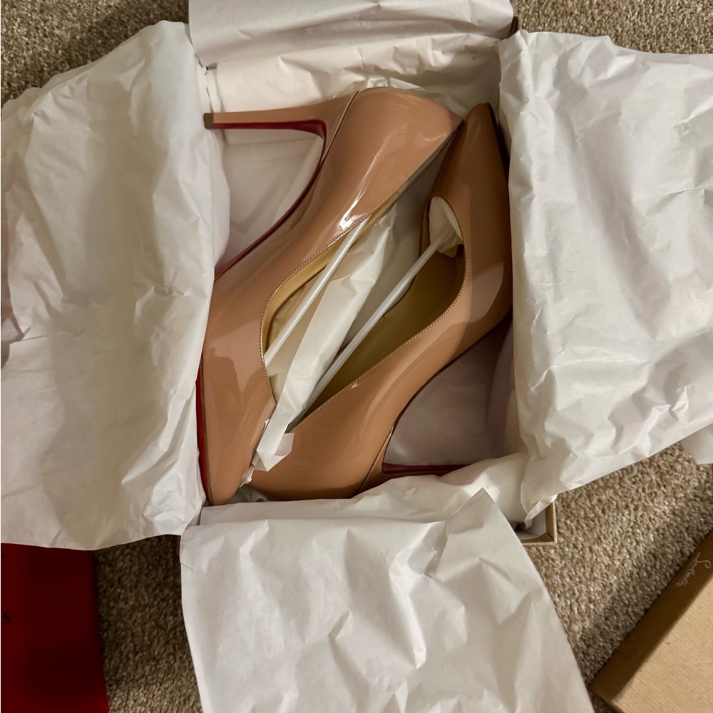 NWB Christian Louboutin Pigalle 85 Nude Pumps - Picture 3 of 10